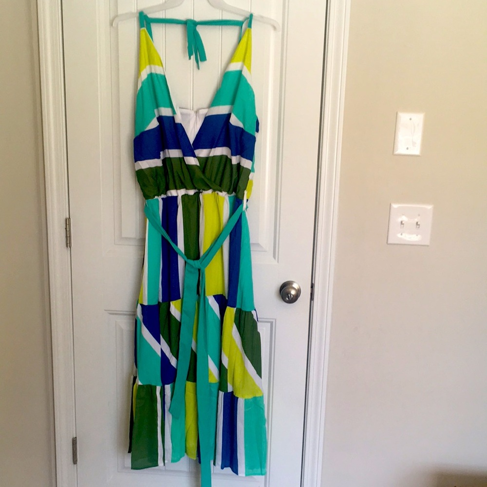 Plus size maxi dress, size 14/16, Bermuda tie shoulder tiered maxi dress